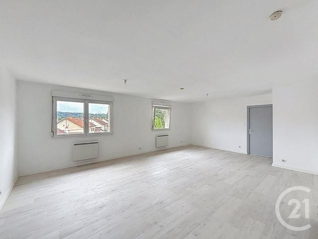 Appartement F3 à louer - 3 pièces - 87.58 m2 - EPINAL - 88 - LORRAINE - Century 21 Monts Et Vallées