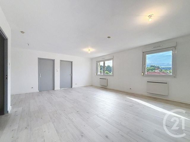 Appartement F3 à louer - 3 pièces - 87.58 m2 - EPINAL - 88 - LORRAINE - Century 21 Monts Et Vallées