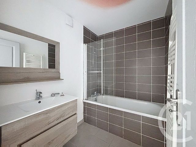 Appartement F3 à louer - 3 pièces - 63.88 m2 - EPINAL - 88 - LORRAINE - Century 21 Monts Et Vallées