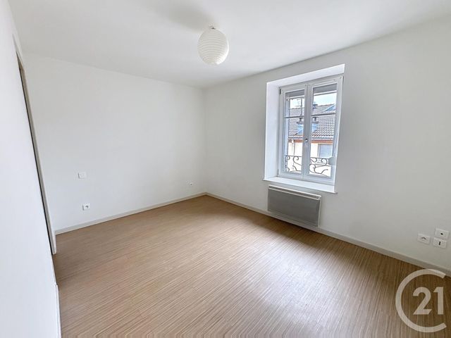 Appartement F2 à louer - 2 pièces - 43.89 m2 - REMIREMONT - 88 - LORRAINE - Century 21 Monts Et Vallées