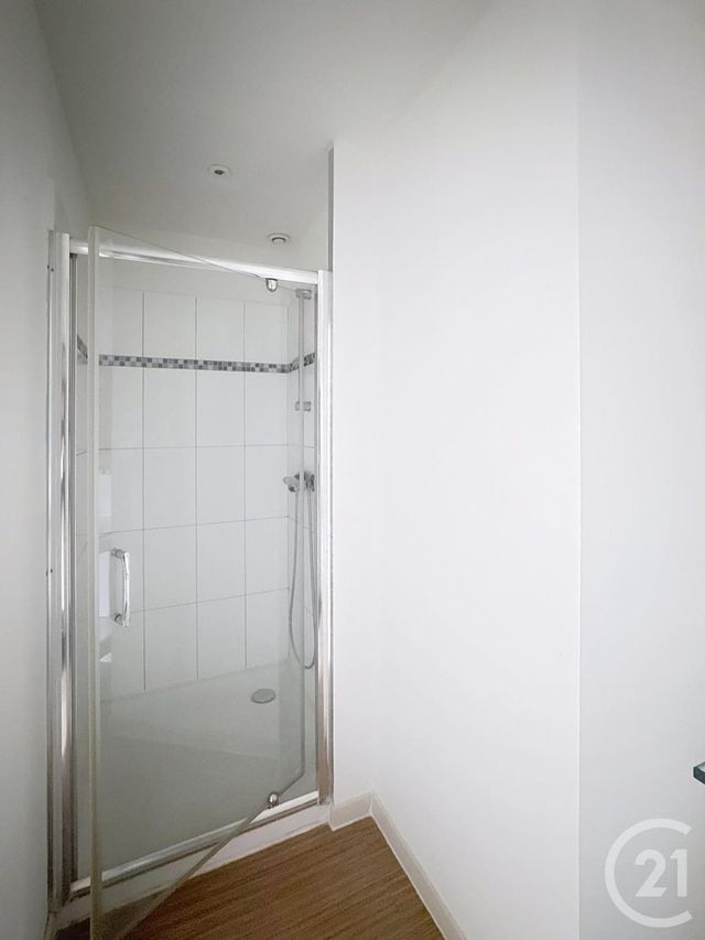 Appartement F2 à louer - 2 pièces - 43.89 m2 - REMIREMONT - 88 - LORRAINE - Century 21 Monts Et Vallées