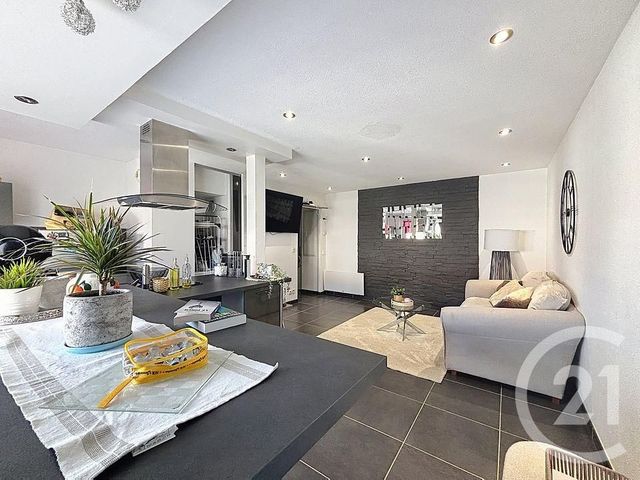 Appartement F2 à louer - 2 pièces - 49.25 m2 - EPINAL - 88 - LORRAINE - Century 21 Monts Et Vallées