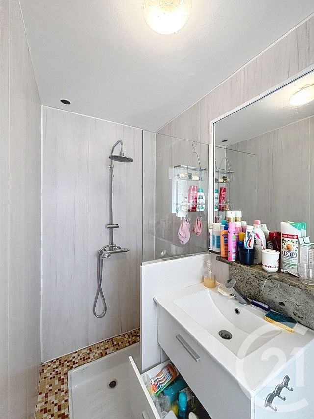 Appartement T2 à louer - 2 pièces - 50.48 m2 - VAGNEY - 88 - LORRAINE - Century 21 Monts Et Vallées
