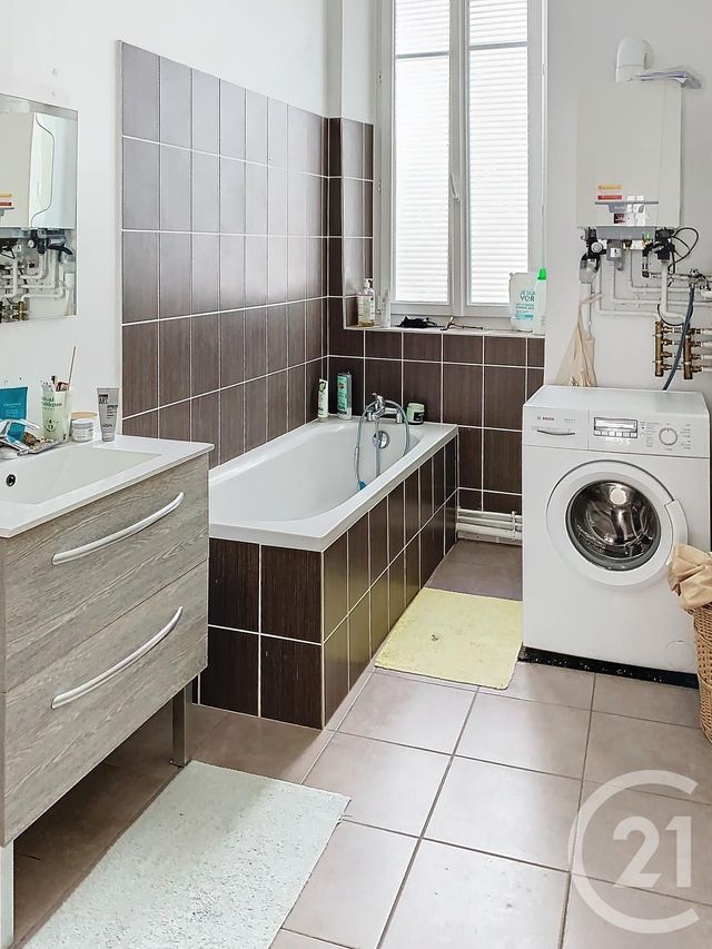 Appartement F3 à louer - 3 pièces - 76.4 m2 - EPINAL - 88 - LORRAINE - Century 21 Monts Et Vallées