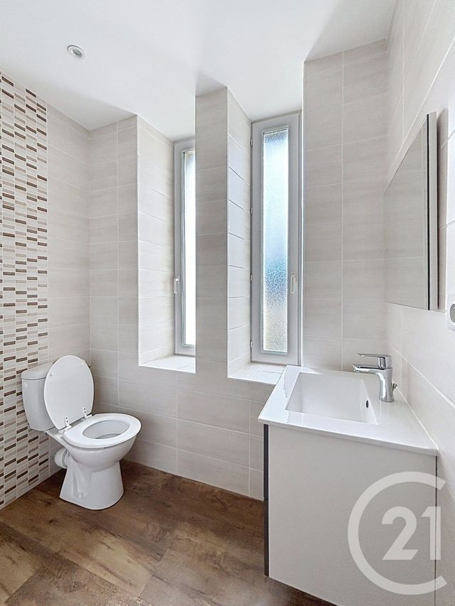 Appartement F2 à louer - 2 pièces - 55.89 m2 - REMIREMONT - 88 - LORRAINE - Century 21 Monts Et Vallées