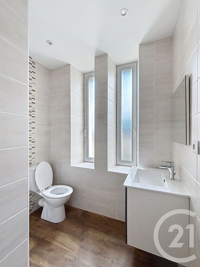 Appartement F2 à louer - 2 pièces - 55.89 m2 - REMIREMONT - 88 - LORRAINE - Century 21 Monts Et Vallées