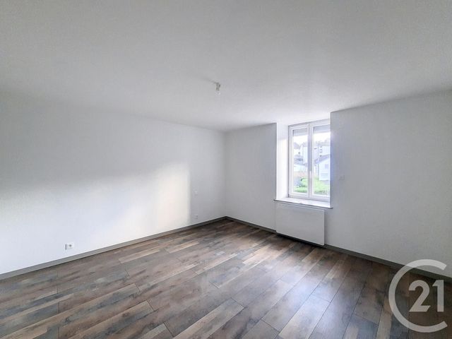 Appartement F4 à louer - 4 pièces - 85.79 m2 - POUXEUX - 88 - LORRAINE - Century 21 Monts Et Vallées
