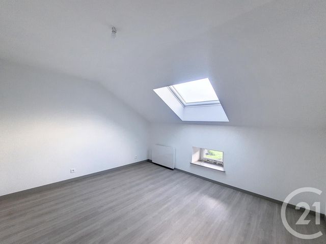 Appartement F4 à louer - 4 pièces - 85.79 m2 - POUXEUX - 88 - LORRAINE - Century 21 Monts Et Vallées