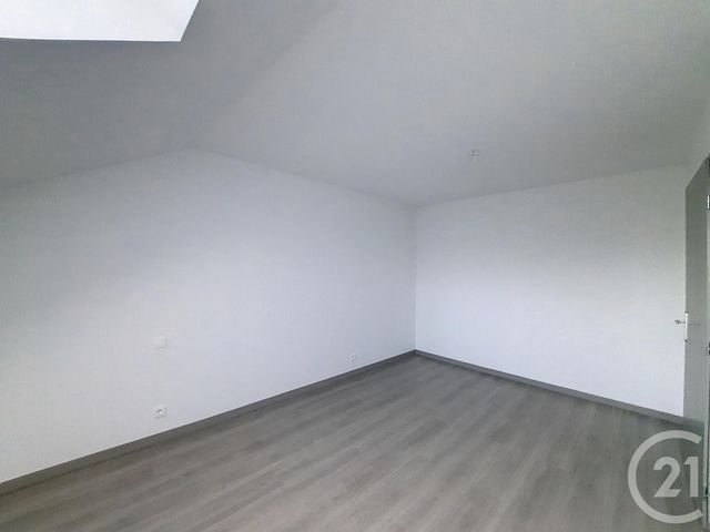 Appartement F4 à louer - 4 pièces - 85.79 m2 - POUXEUX - 88 - LORRAINE - Century 21 Monts Et Vallées