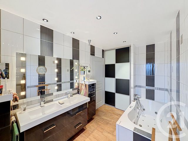 maison à vendre - 4 pièces - 158.94 m2 - PLOMBIERES LES BAINS - 88 - LORRAINE - Century 21 Monts Et Vallées
