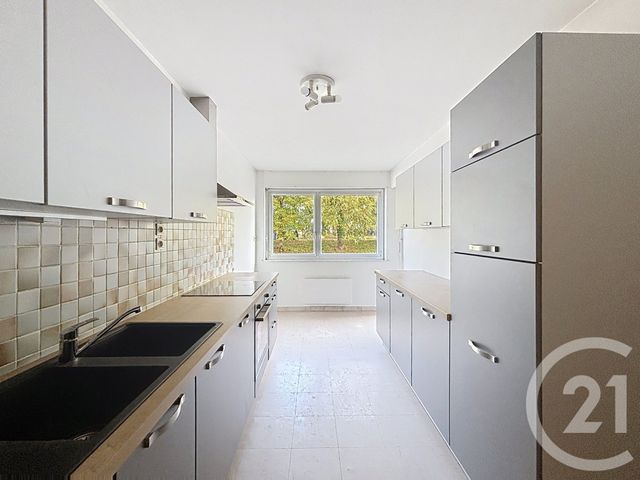 Appartement F3 à louer - 3 pièces - 68.12 m2 - REMIREMONT - 88 - LORRAINE - Century 21 Monts Et Vallées