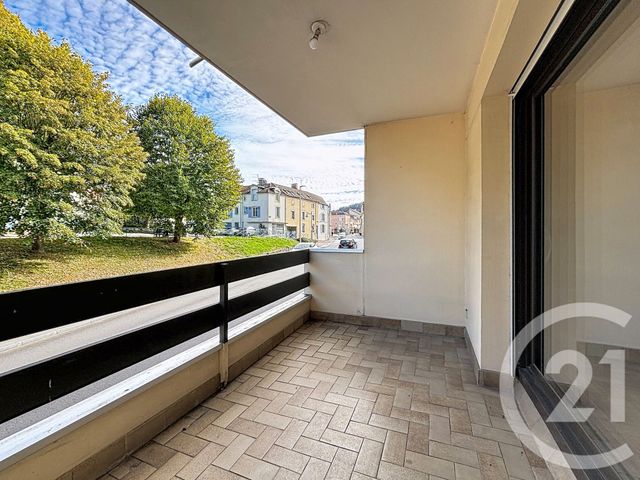 Appartement F3 à louer - 3 pièces - 68.12 m2 - REMIREMONT - 88 - LORRAINE - Century 21 Monts Et Vallées