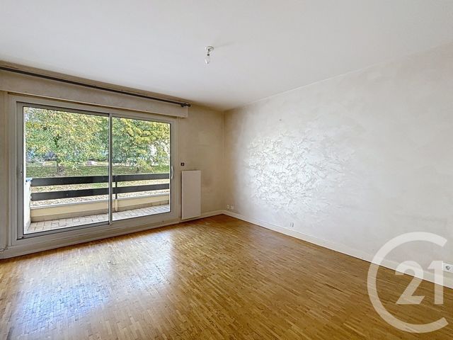 Appartement F3 à louer - 3 pièces - 68.12 m2 - REMIREMONT - 88 - LORRAINE - Century 21 Monts Et Vallées